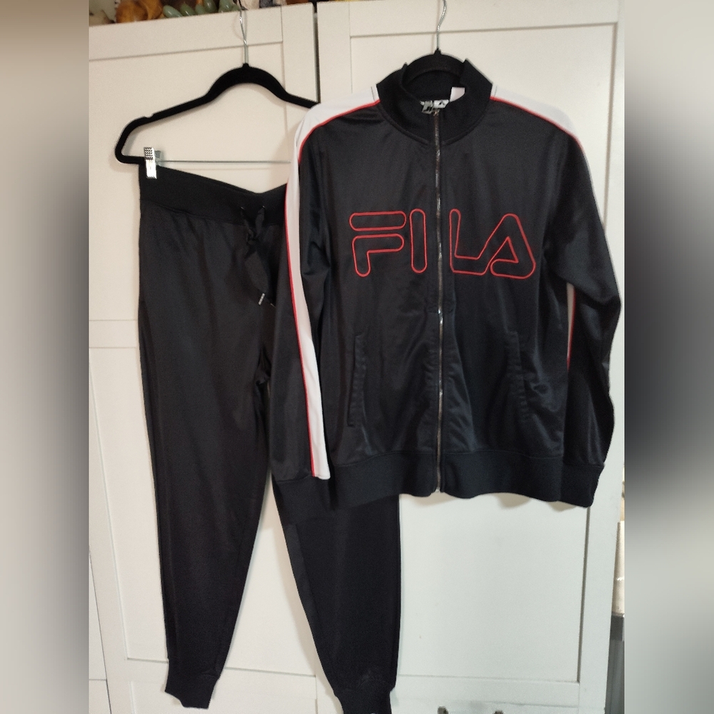 FILA Satin-ish vtg Track Suit – Jacket & Joggers Set – Black/Red/White Sz Lg EUC